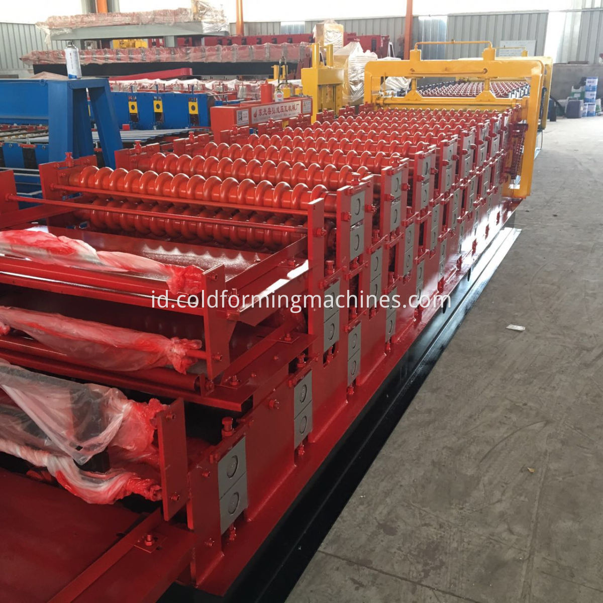 Three layer roll forming machine 4